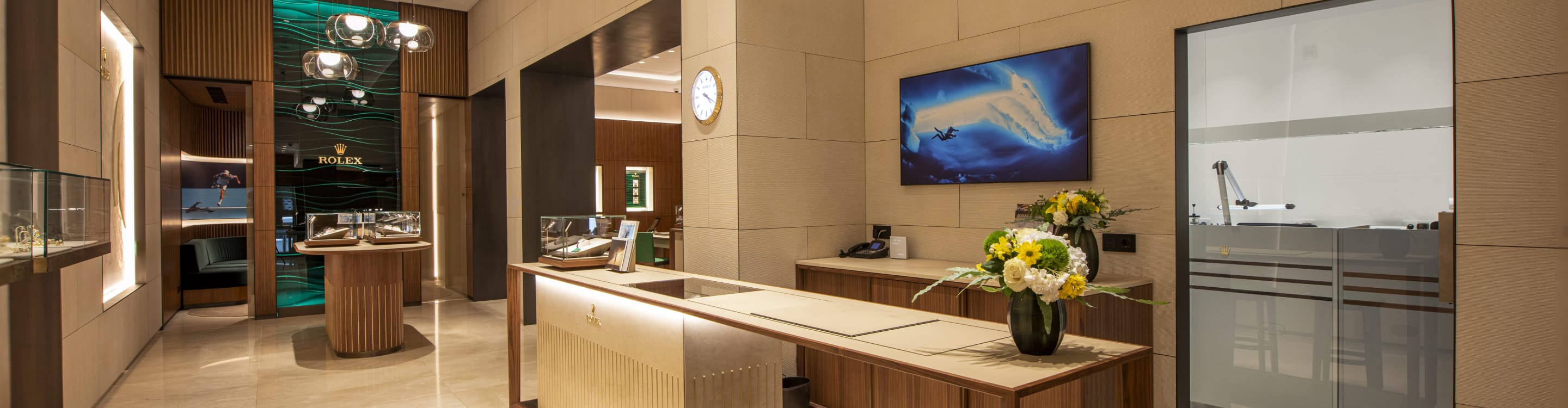 discover our luxury rolex showroom - Jael Joyería