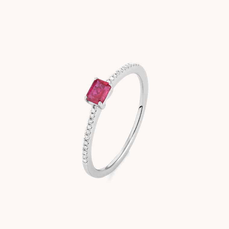 JAEL WHITE GOLD RING, CENTRAL RUBY AND DIAMONDS